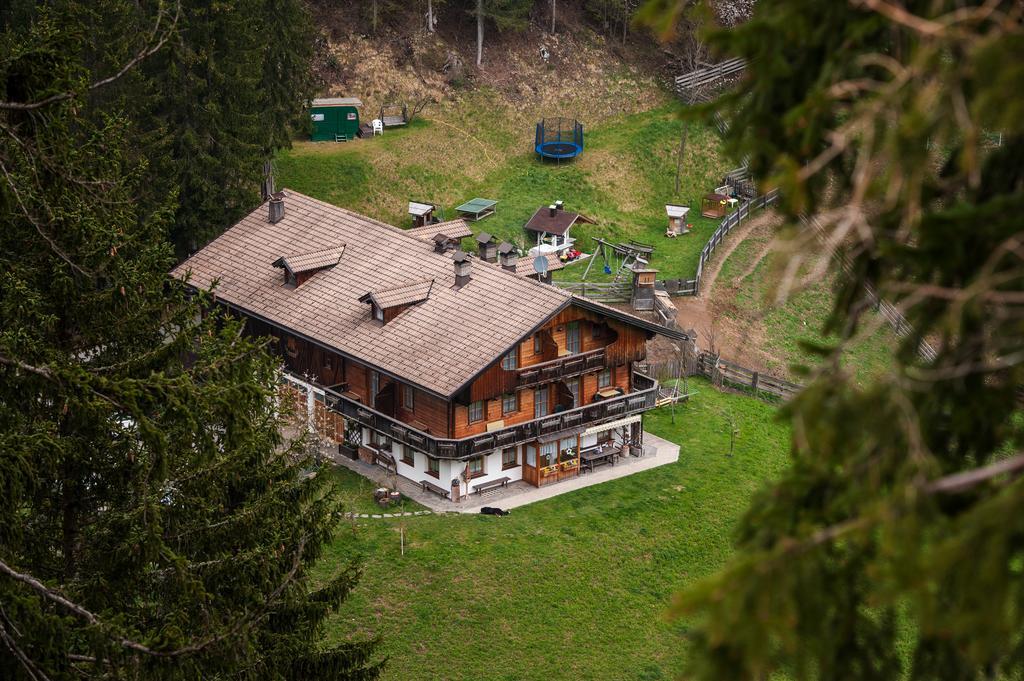 Haus Waldruhe Apartment San Candido Bagian luar foto