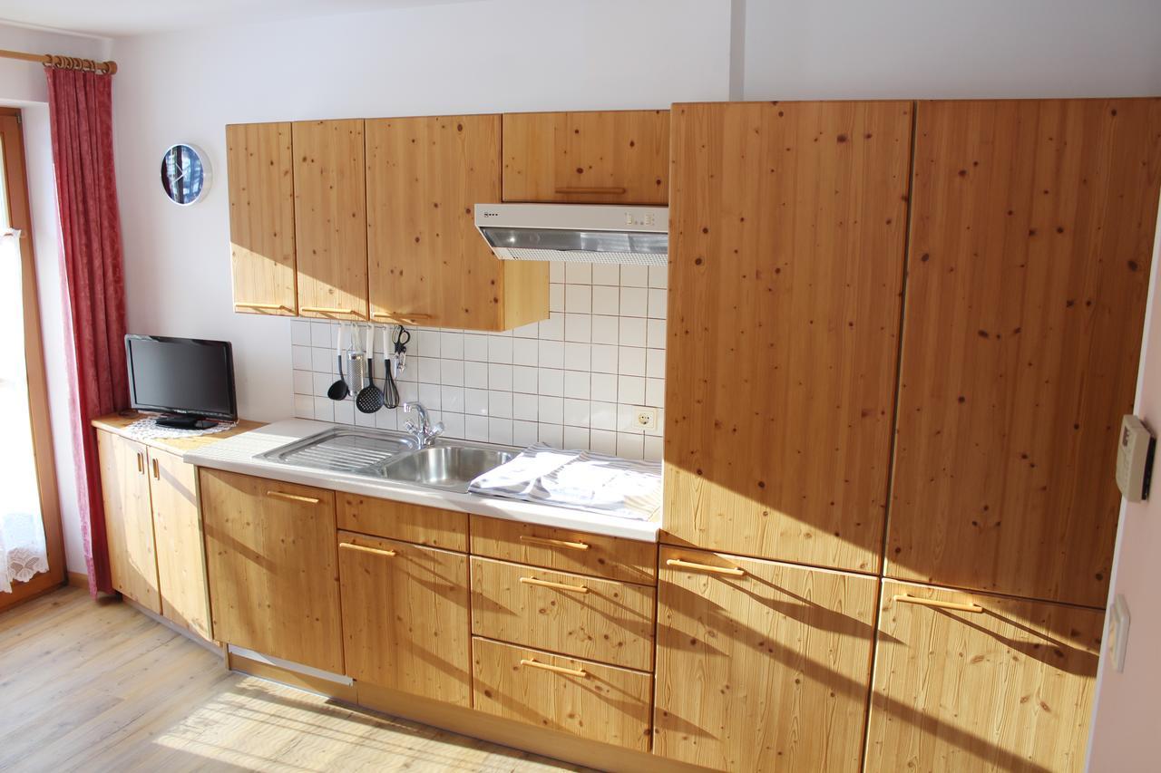 Haus Waldruhe Apartment San Candido Bagian luar foto