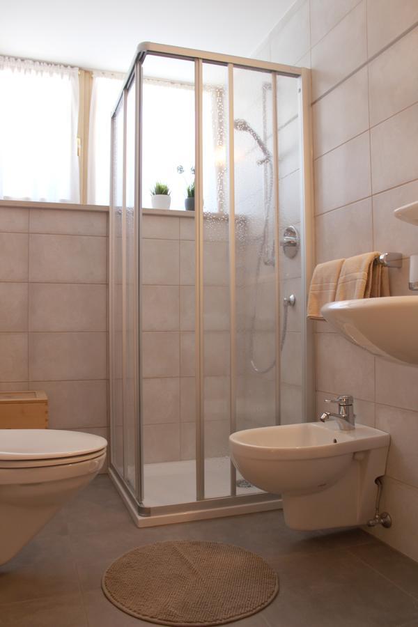 Haus Waldruhe Apartment San Candido Bagian luar foto
