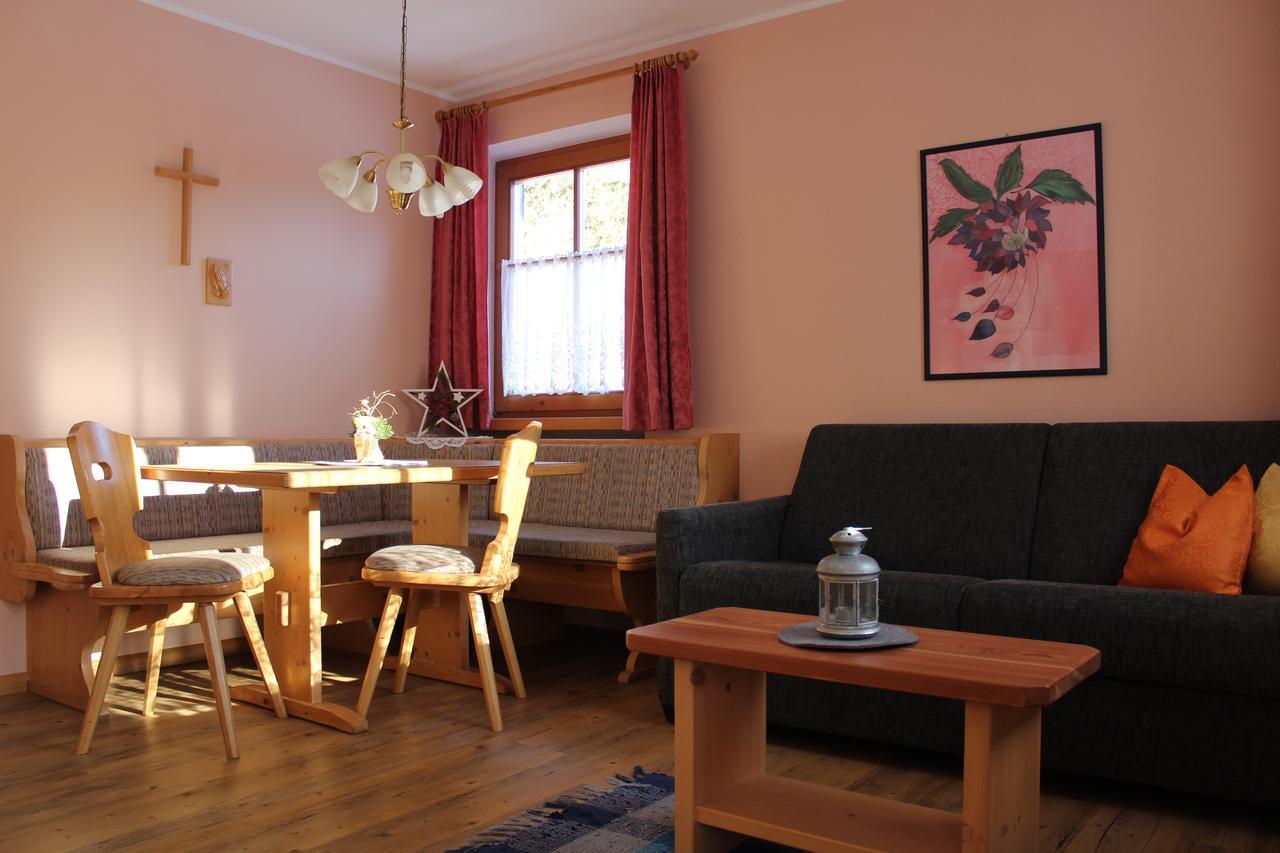 Haus Waldruhe Apartment San Candido Bagian luar foto